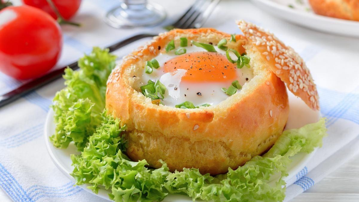 Ei im brötchen im Airfryer